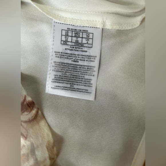 guess by marciano Floral Sleeveless Dress size XS - Picture 4 of 7